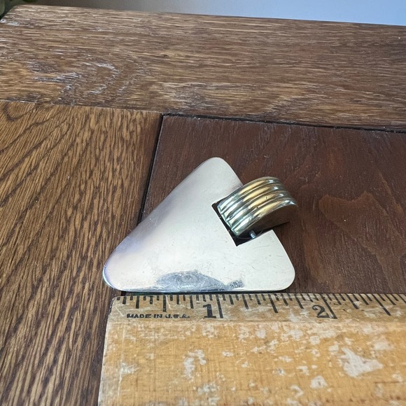 Sterling Silver Clip On Earrings Triangle With Brass Detail Vintage Mexico - Picture 6 of 6